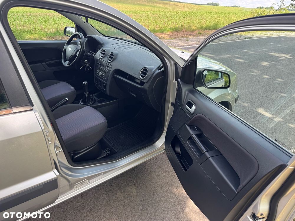 Ford Fusion 1.4 Fun - 16