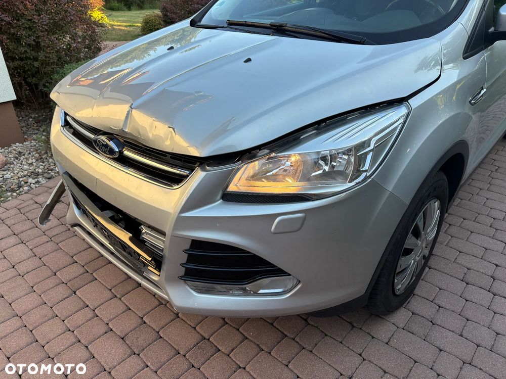 Ford Kuga 2.0 TDCi 4x4 Titanium - 28