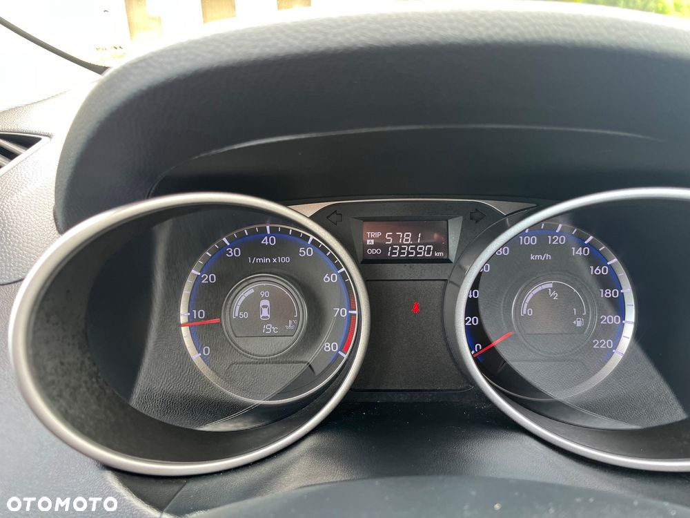 Hyundai ix35 1.6 2WD Fifa World Cup Edition - 10
