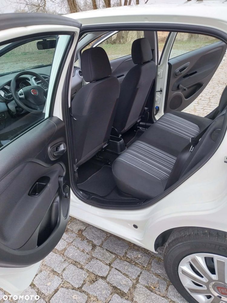 Fiat Punto - 16