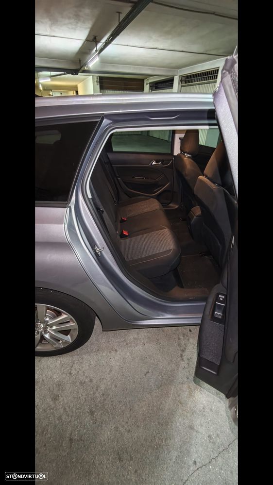 Peugeot 308 SW 1.5 BlueHDi Active - 24