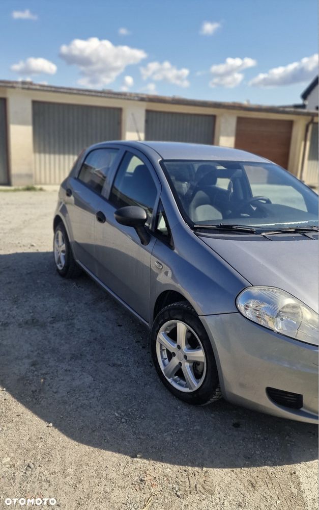 Fiat Grande Punto - 3