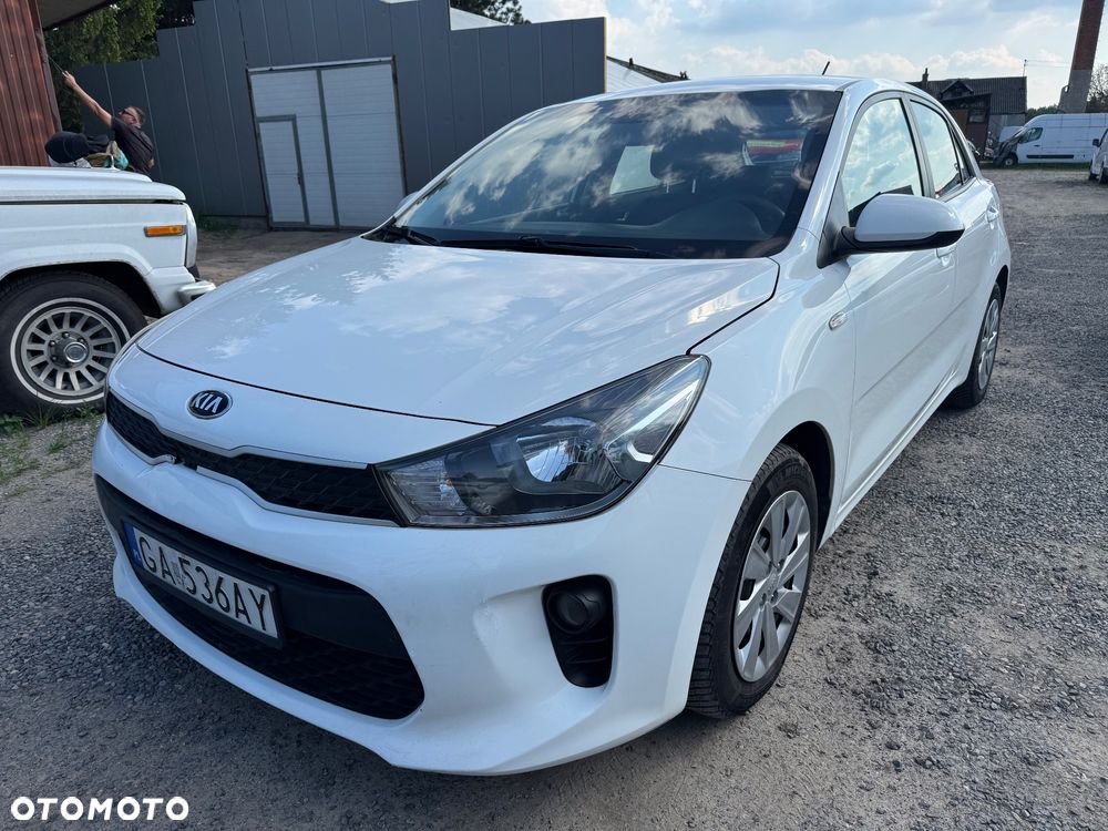Kia Rio 1.4 crdi M (klm) - 2