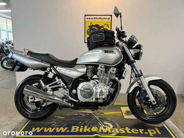Yamaha XJR