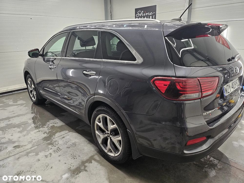 Kia Sorento - 5