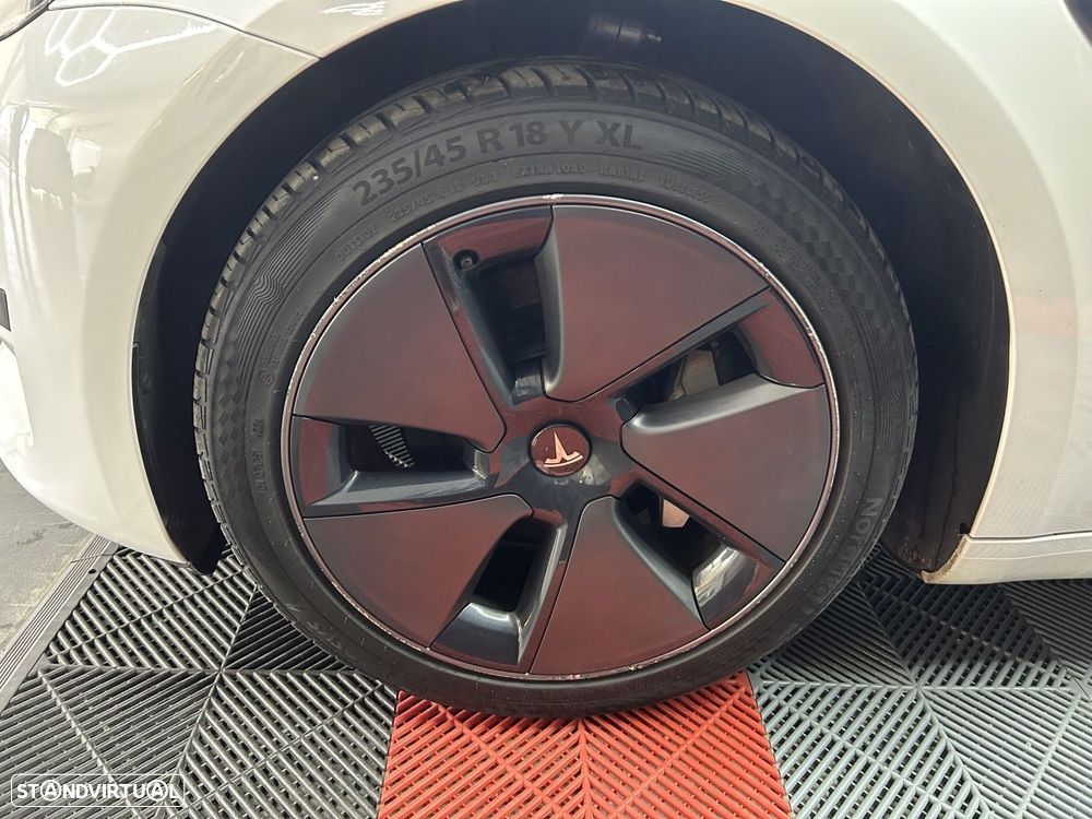 Tesla Model 3 Tração Traseira Standard - 16