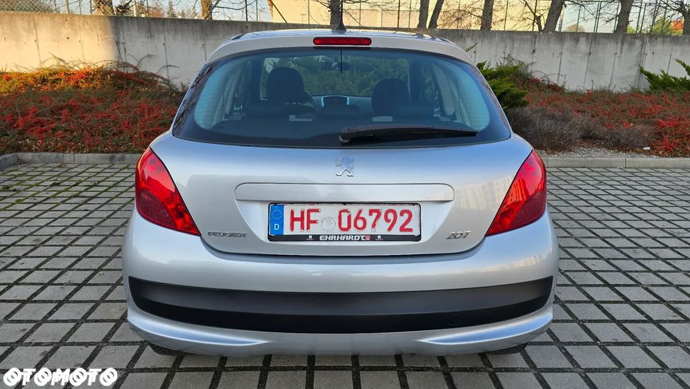 Peugeot 207 - 7