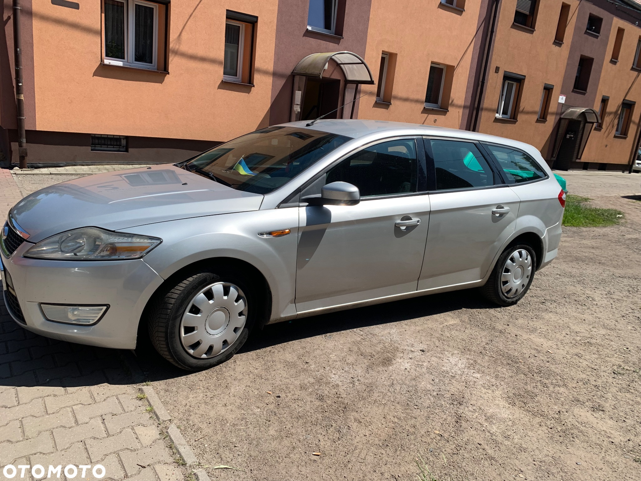 Ford Mondeo 2.0 TDCi Ambiente - 2