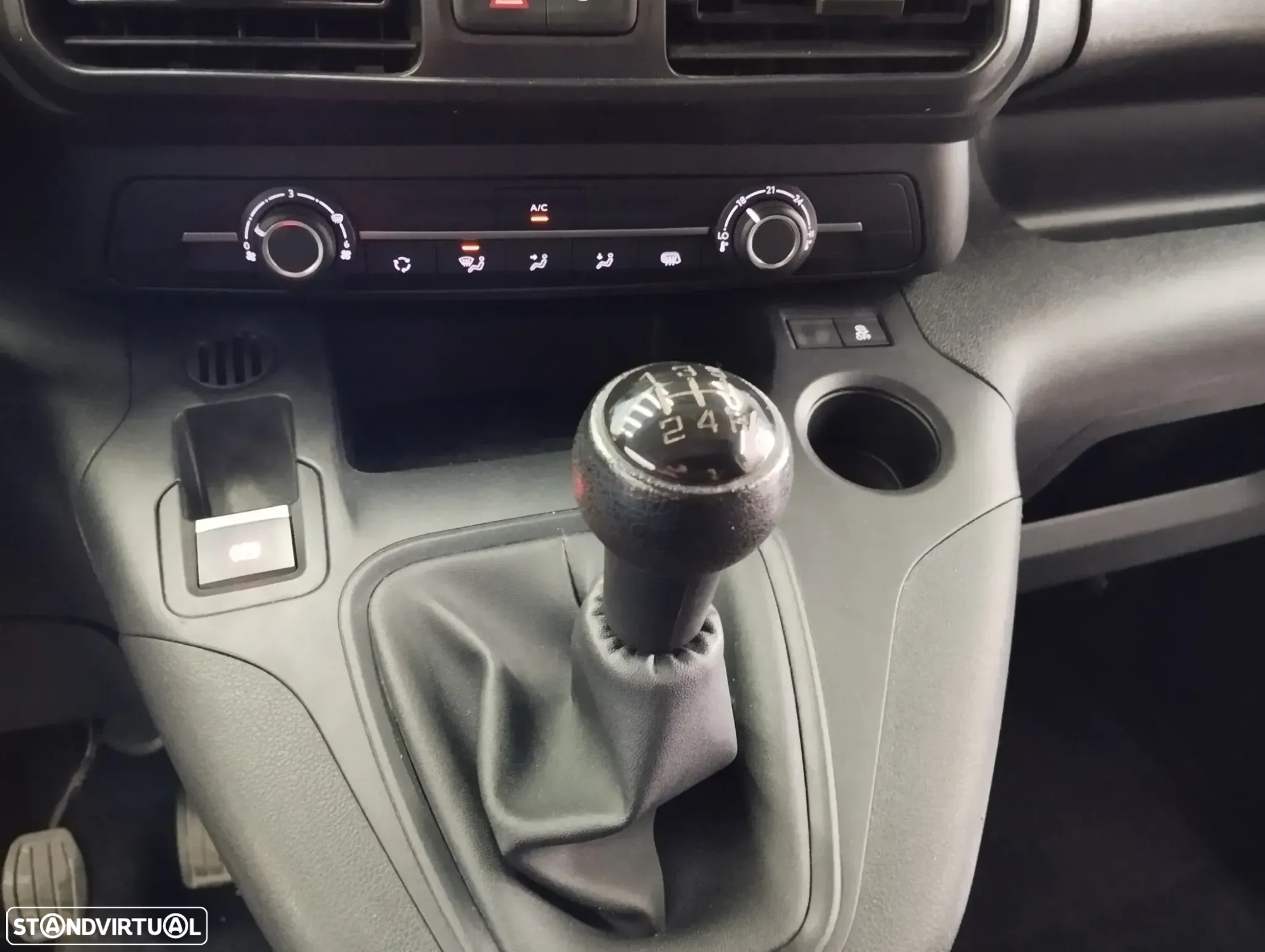 Toyota Proace City 1.5 D L1 Comfort - 26