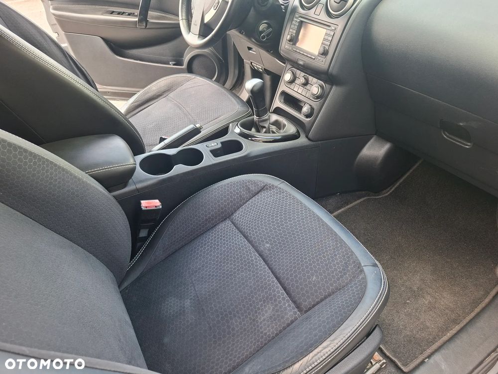 Nissan Qashqai 1.6 360 - 13