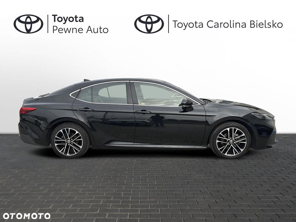 Toyota Camry - 27