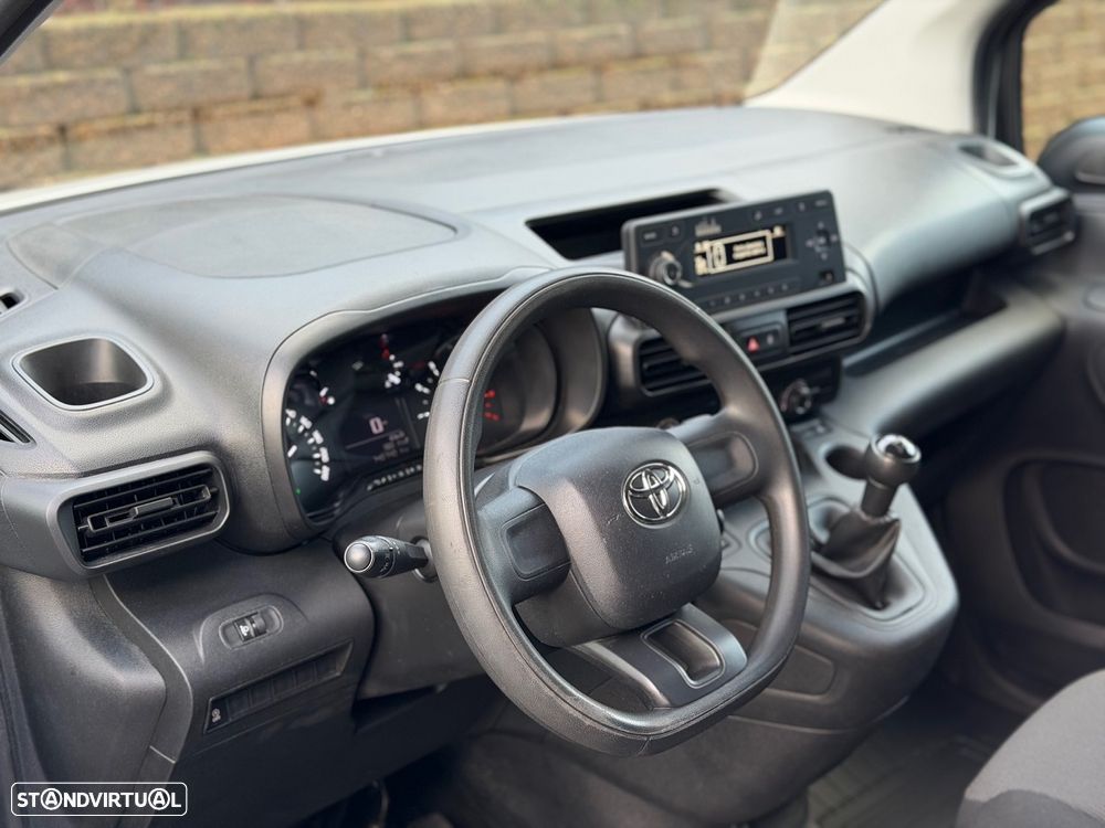 Toyota ProaceCity 1.5 D-4D 100HP 3L - 9