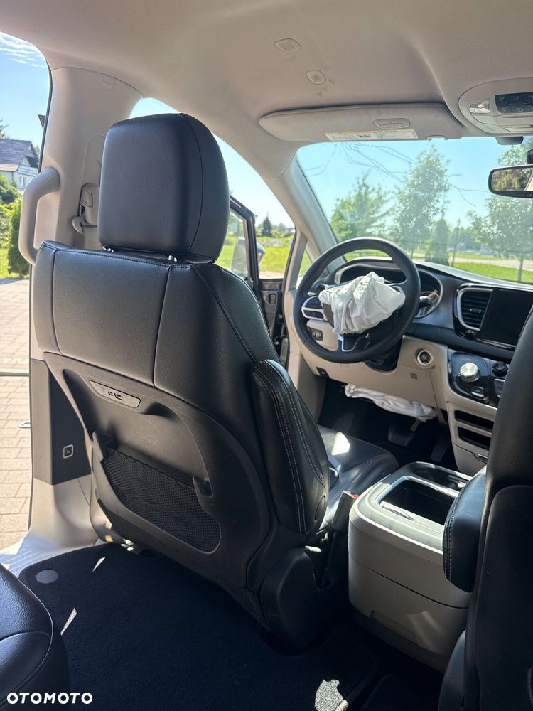 Chrysler Pacifica - 34