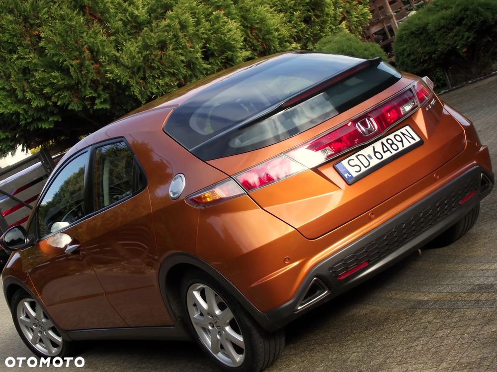 Honda Civic 1.8 Executive - 9