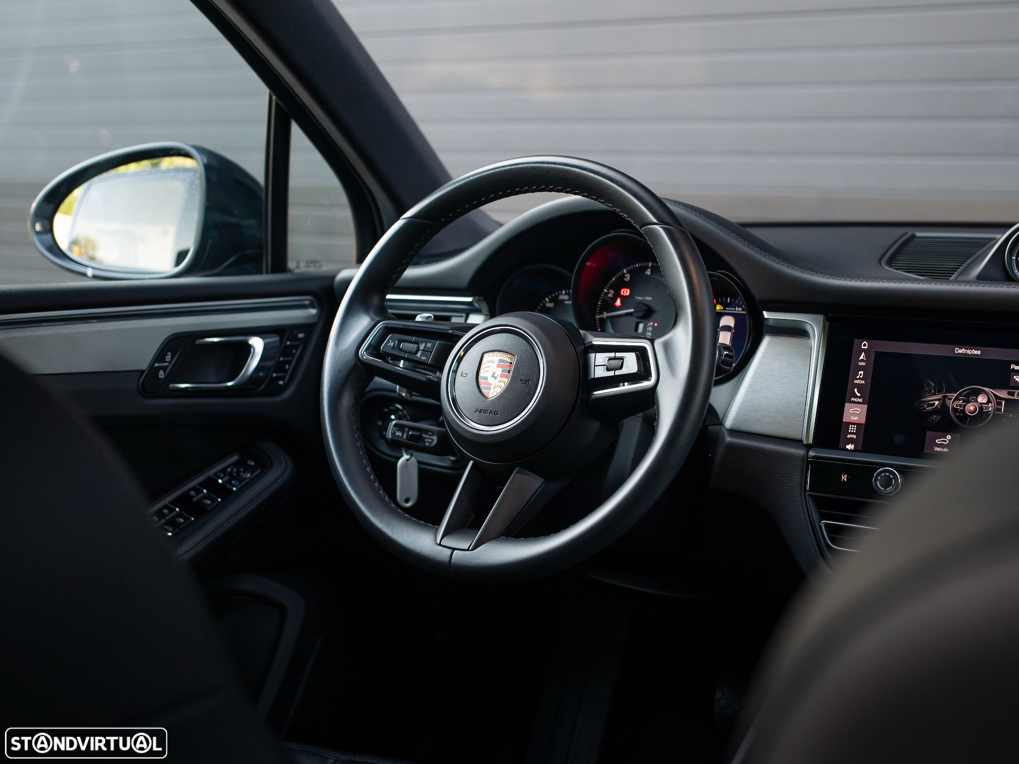 Porsche Macan Standard - 35