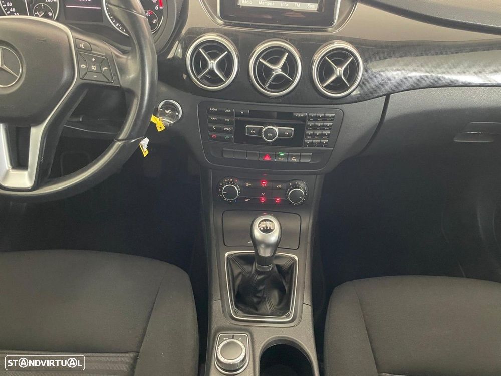 Mercedes-Benz B 180 CDI BlueEFFICIENCY Edition - 36