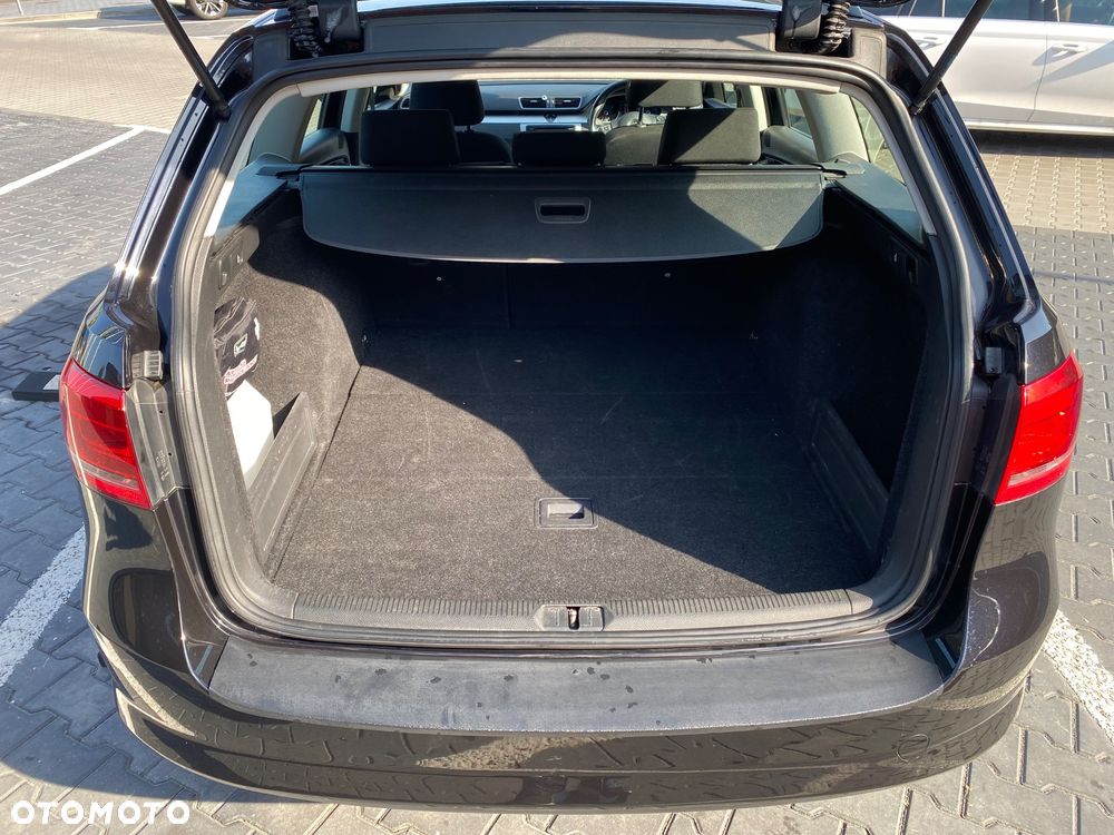 Volkswagen Passat - 5