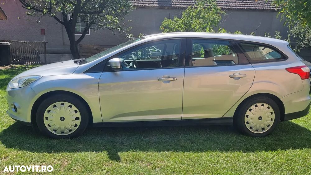 Ford Focus Turnier 1.6 TDCi ECOnetic 99g Start-Stopp-Sy Trend - 1