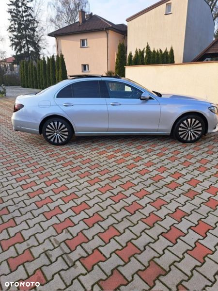 Mercedes-Benz Klasa E 220 d 4-Matic Business Edition 9G-TRONIC - 6