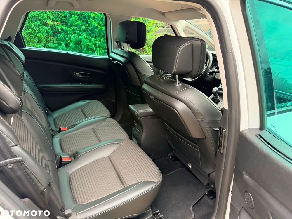 Renault Scenic 1.2 TCe Energy Bose - 21