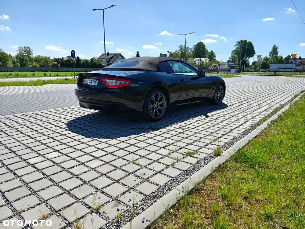 Maserati GranCabrio Sport - 19