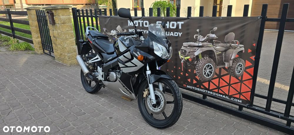Honda CBR - 1