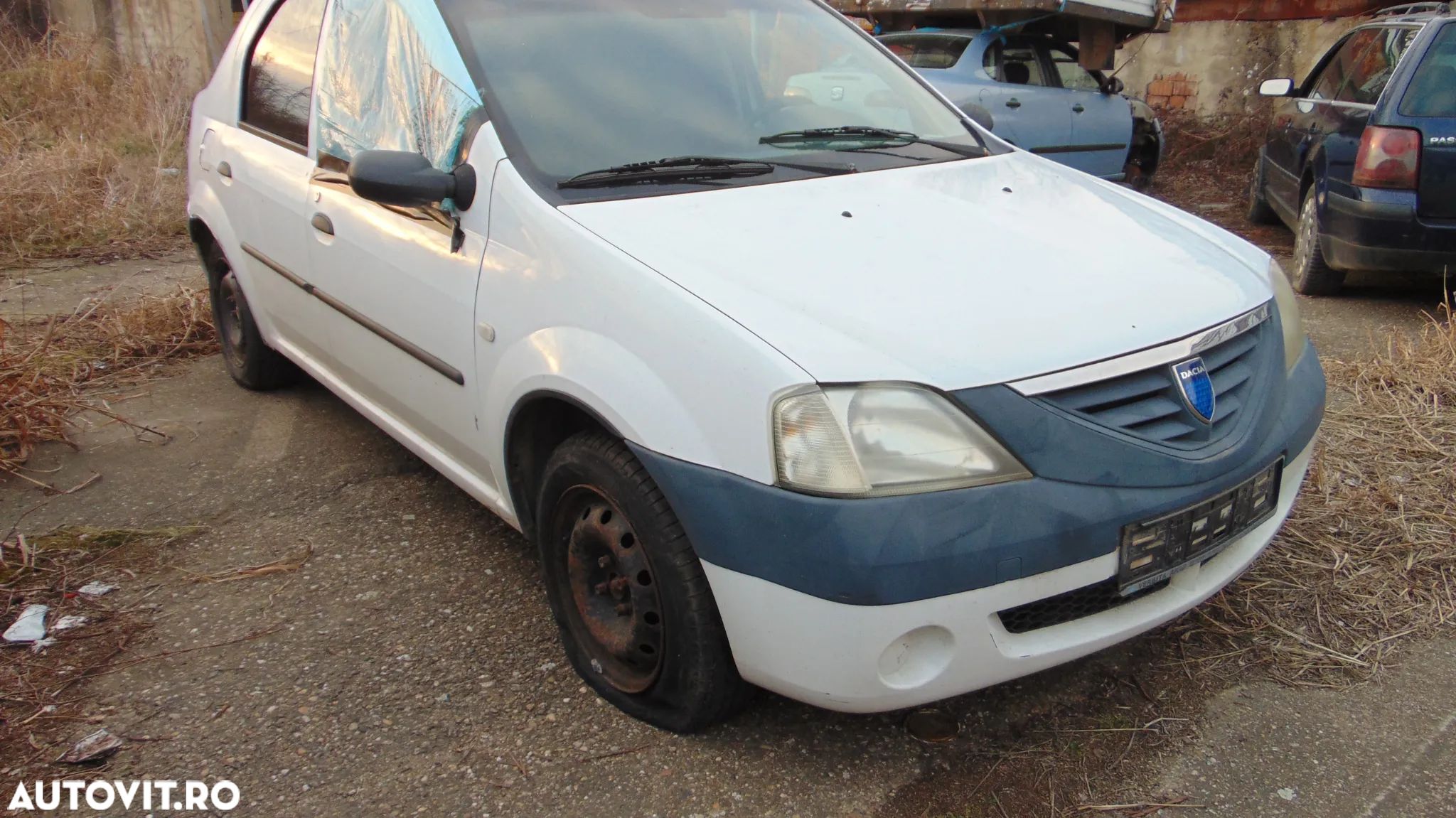 Bara fata,capota,faruri,radiatoare,usi,aripi,macarale de Dacia Logan an 2006 - 1