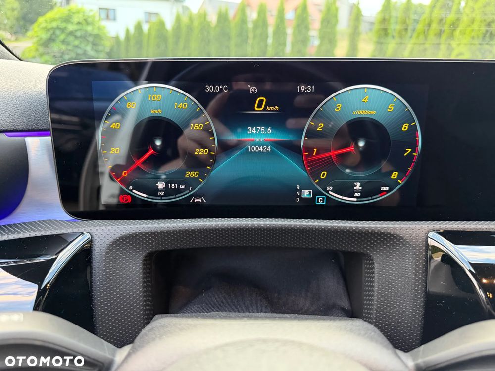 Mercedes-Benz Klasa A 200 4-Matic AMG Line 8G-DCT - 30