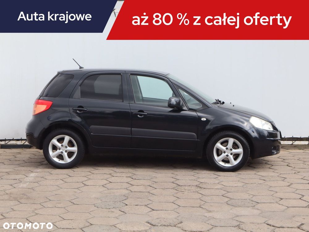 Suzuki SX4 - 8