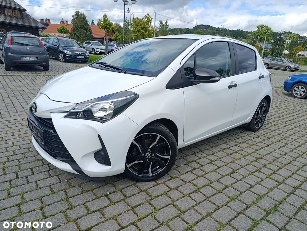 Toyota Yaris 1.0 Premium - 2