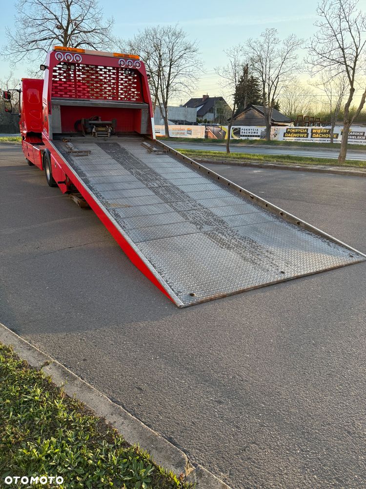 DAF LF 210 Pomoc drogowa laweta holownik widelec platforma hydrauliczna - 24