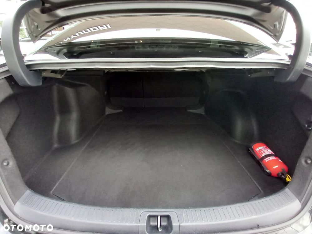 Toyota Corolla 1.5 Comfort - 25