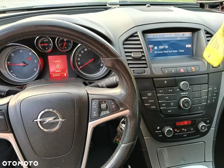 Opel Insignia 2.0 CDTI - 7