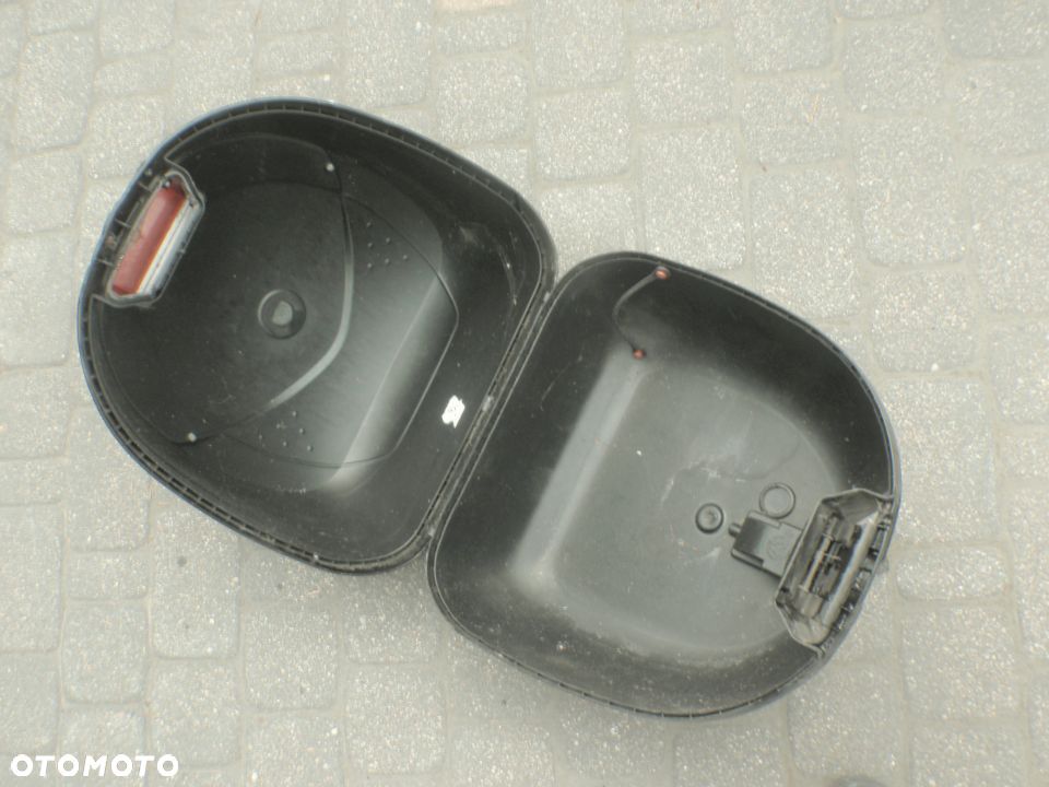 kufer schowek bagażnik givi 30 skuter motor - 2