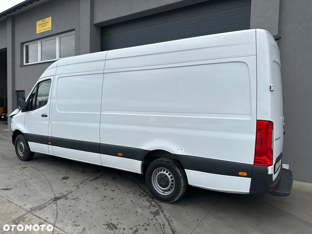 Mercedes-Benz SPRINTER - 2