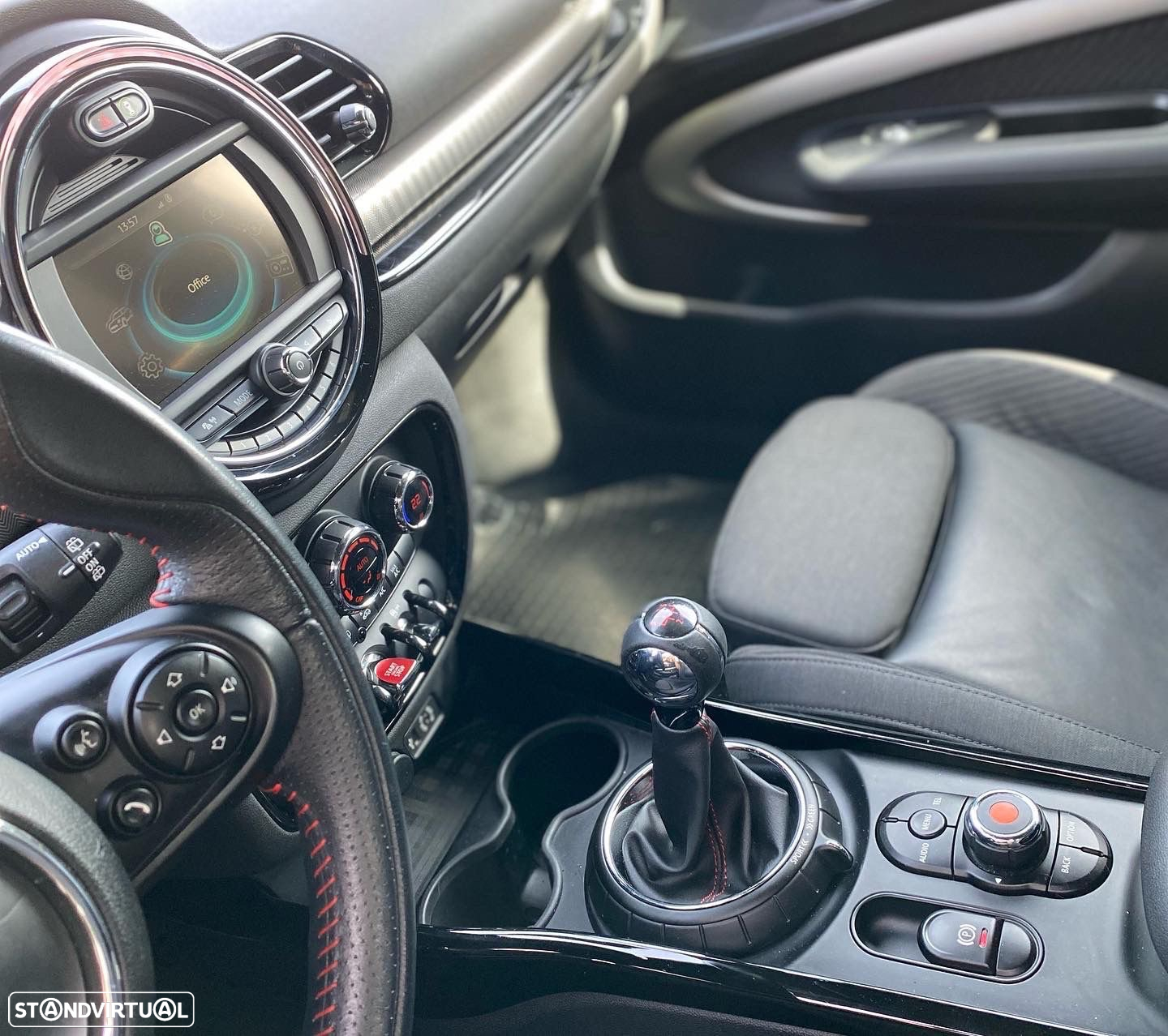 MINI Clubman Cooper D - 13