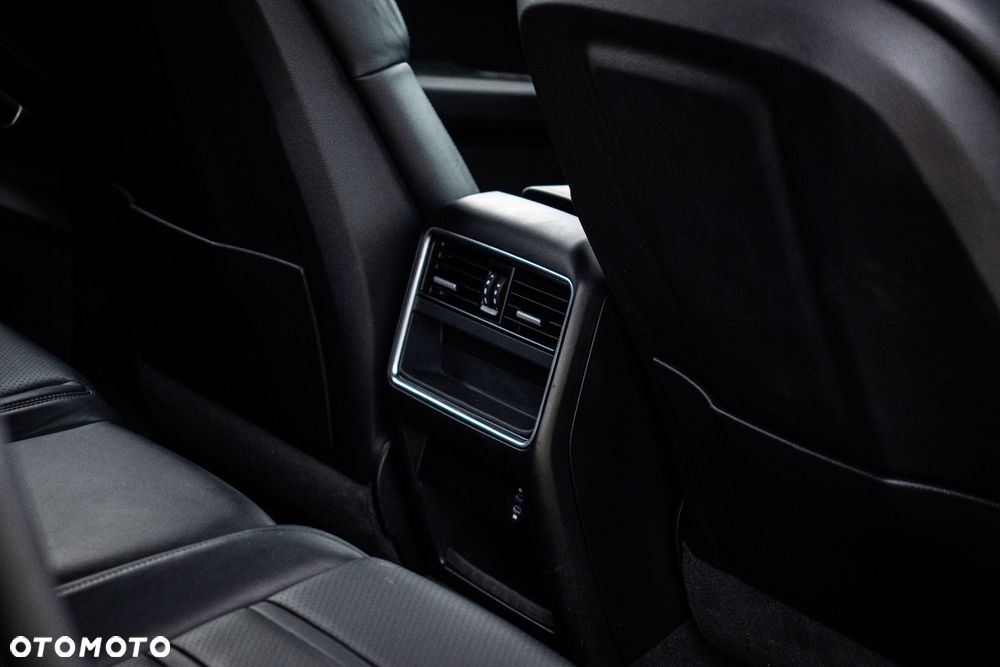 Porsche Cayenne - 20