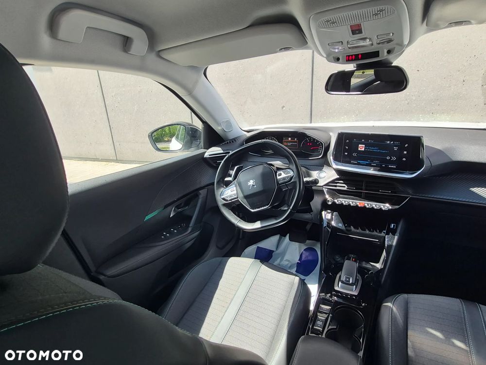 Peugeot 2008 1.5 BlueHDi Allure S&S EAT8 - 16