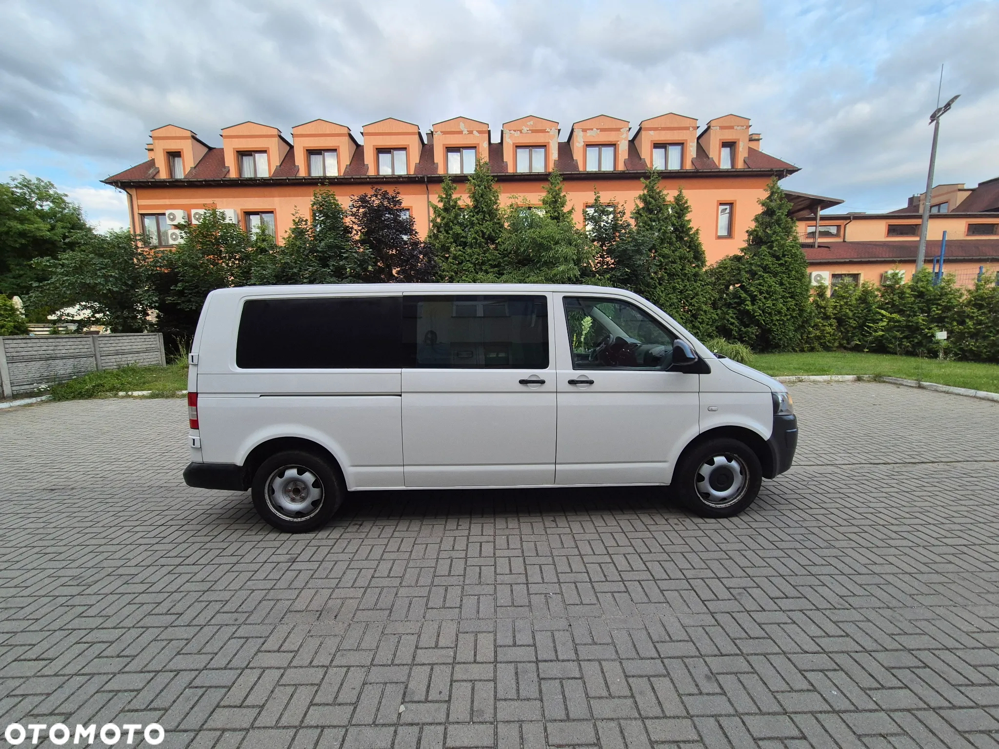 Volkswagen Transporter T5 7FD131/WF2/1T3 - 7