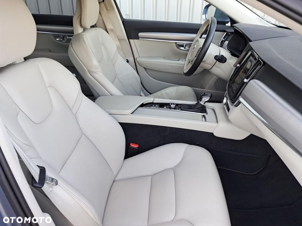 Volvo S90 T6 AWD Momentum - 14