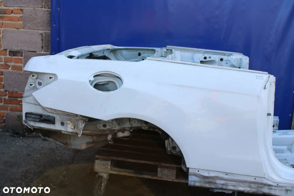 Błotnik tył tylny lewy prawy ćwiartka tylna prawa lewa OE Mercedes W207 C207 Lift Cabrio 149 - 23