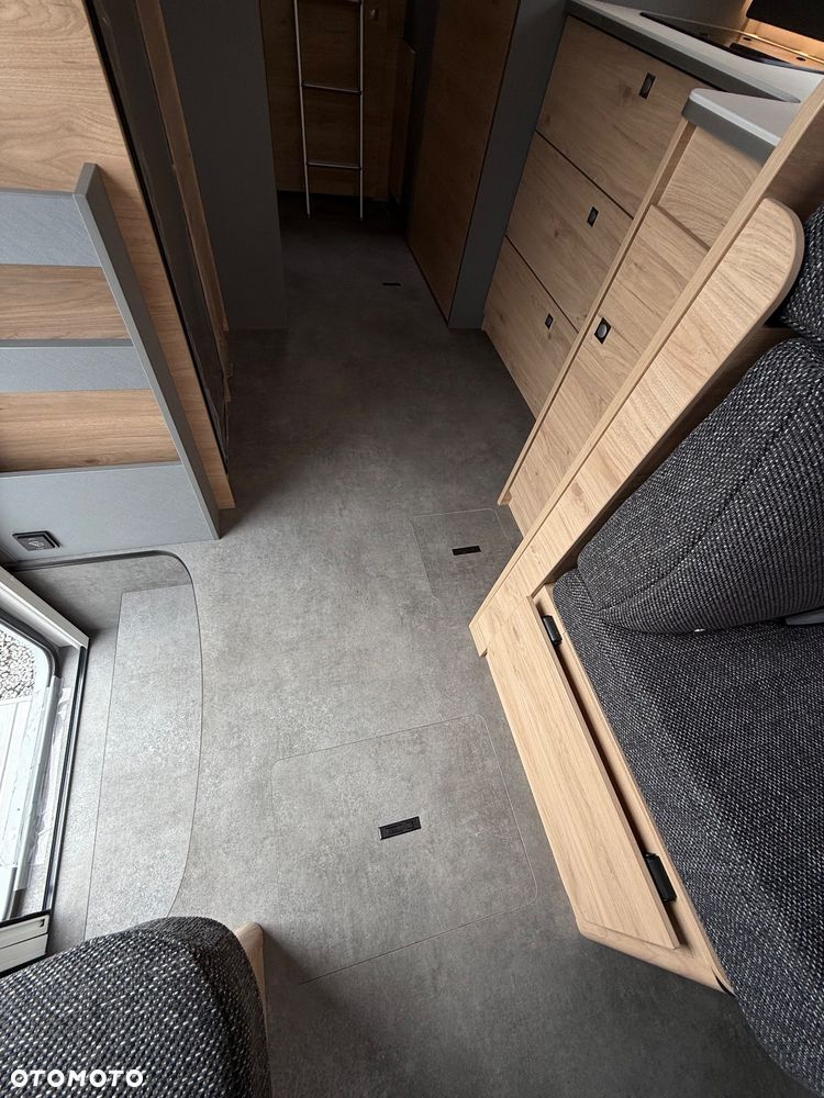 Dethleffs Family XL - 25