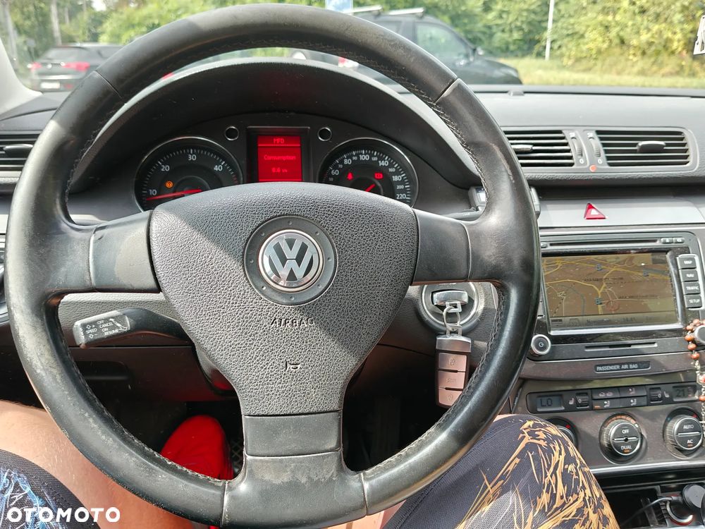 Volkswagen Passat 1.9 TDI Comfortline Family - 20
