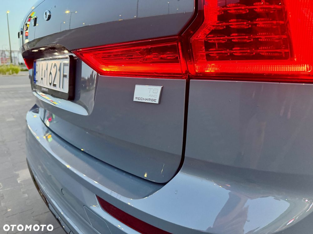 Volvo XC 60 T8 Plug-In Hybrid AWD Ultra Black Edition - 8
