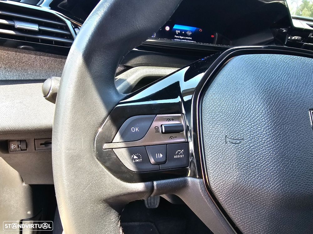 Peugeot 308 1.2 PureTech Allure - 26