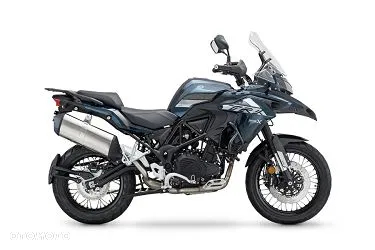 Benelli TRK 502 - 4
