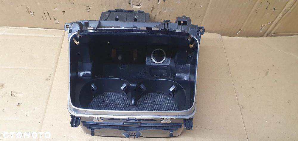 Popielniczka schowek uchwyt na kubek kubki Mercedes E-Klasa W213 A2136806600 A2139051100 - 3