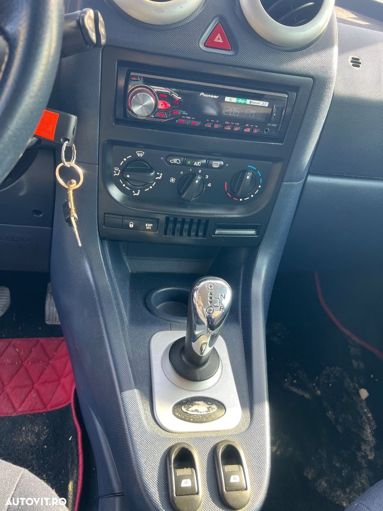 Peugeot 1007 1.6 E 2 Tronic Sporty - 8