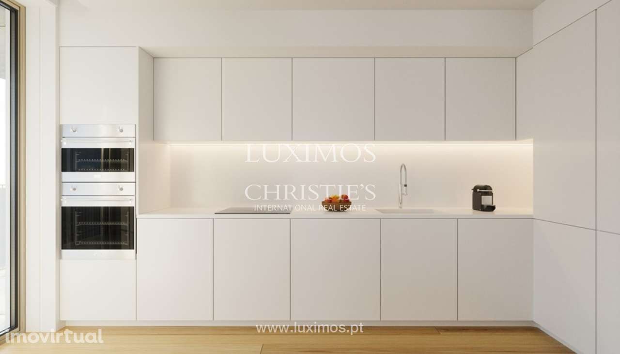 Fernão Magalhães 127: Apartamento T3+1, à venda, no centro do Porto - Grande imagem: 5/23