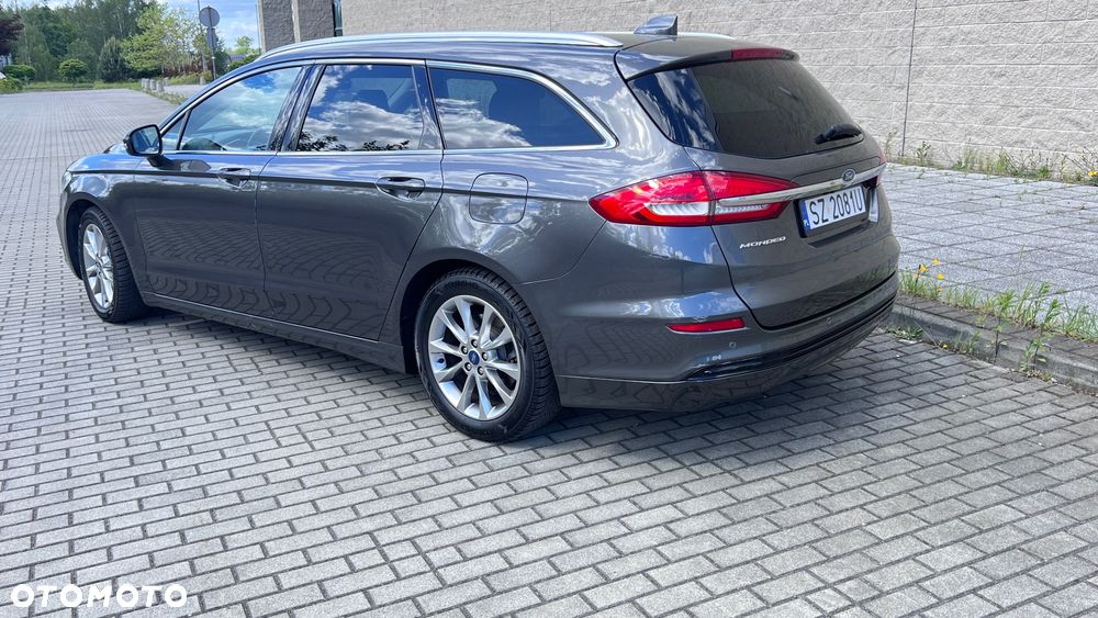 Ford Mondeo - 7